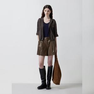 [쥬크]페이크 레더 턱 숏팬츠 (Z253MSA001)