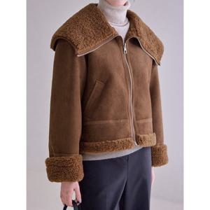 [모리스커밍홈]와이드 세일러 카라 무스탕 자켓_M2512MU003D