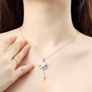 비쥬홀릭 실버925 백금도금 진주 키 여성 목걸이