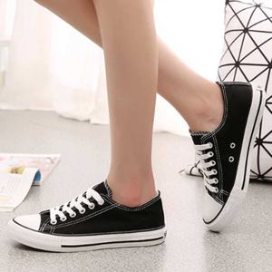 여성 캔버스 블랙 로우 20대 30대 운동화 스니커즈