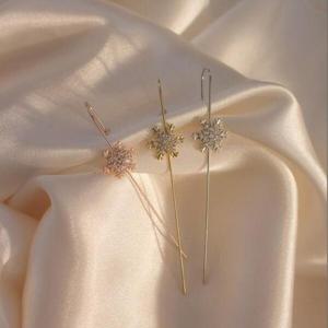 아트박스/이룸 컬렉트 눈꽃 크롤러 후크귀걸이