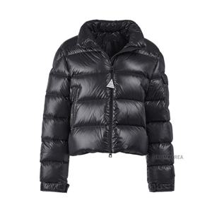 [몽클레어] FW25 여성 페트라 숏 패딩 1A00032 596XE 999