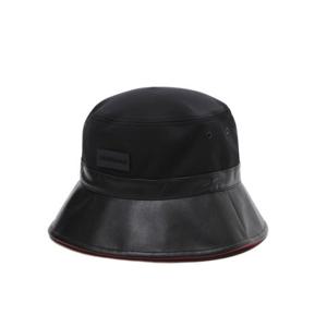 [와이드앵글]CO 레드 포인트 미들 버킷햇 WMU23C08