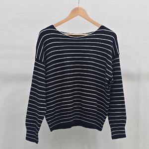 샵앤) 여성 리브넥 배색 단가라 루즈핏 긴팔 니트 티셔츠 SIU-WKN-4940-네이비