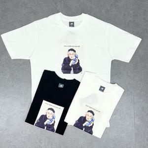 뉴발란스 UNI 포토 그래픽 반팔티 NBNEEBS351