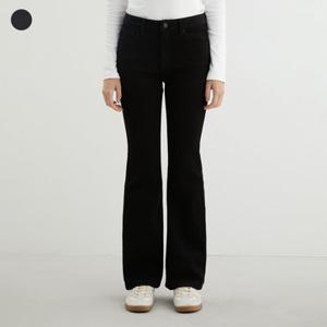 [백화점][게스]여성 이중지 블랙 플레어부츠컷 청바지 YP4D9197