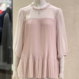 [벨리시앙]큐빅 장식 쉬폰 플리츠 블라우스(2color) BL3215