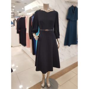 [미니멈]플리츠 슬리브 플레어 원피스 MYCGWO7080_LP