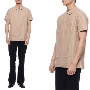 [버버리] 23SS 남성 모노그램 자수 폴로 반팔티셔츠 (8057088_SOFT_FAWN_23S)