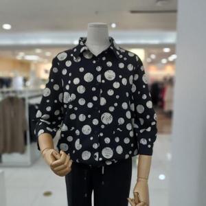 아날도바시니 DP01 스트링 도트 블라우스 AY06BL42W