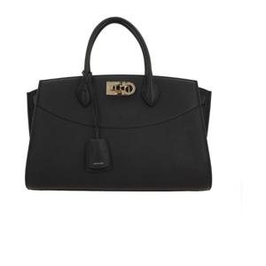 페라가모 블랙 그레인드 가죽 핸드백 785995