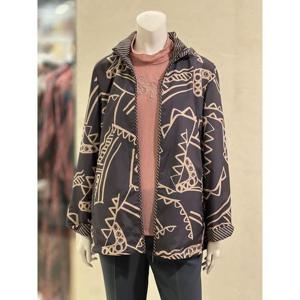 벨리시앙 세이브존01 배색 프린트 탈부착 후드 점퍼(2color) JP4309