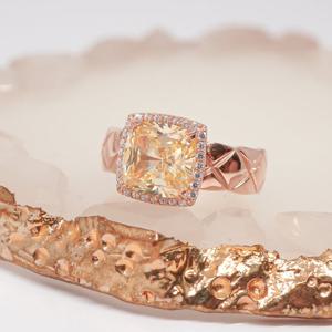 오팔하우스 14k 럭셔리한 옐로우 큐빅 반지 OPGDR341