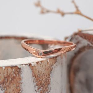 오팔하우스 14k V 큐빅 반지 OPDJR5353