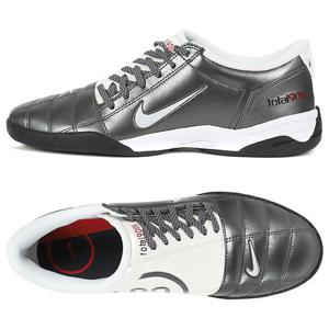 [정품] 나이키 토탈 90 스니커즈 (HQ2851-001)