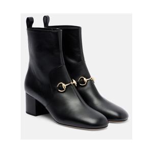 구찌 Horsebit 레더 앵클 부츠 P01063055