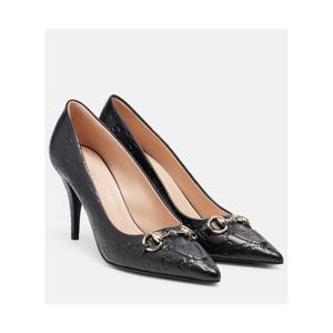 구찌 Erin GG Horsebit 레더 펌프스 P01124356