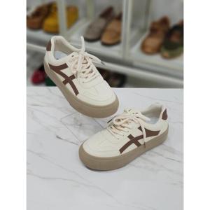 한슈 세이브존07 레이스업 스니커즈2.5cm HS548802sp