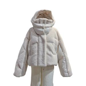 [쥬크]하이넥 덤블 구스 스트링 크롭 패딩      V234PSG950