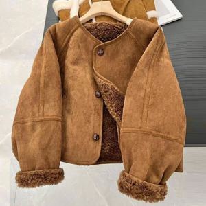 [몽벨리즈]카라멜보송털안감스웨이드자켓 mde2302541