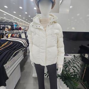 [엘르골프]여성  후드 중량 다운 점퍼6K82003