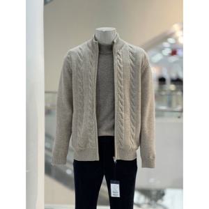 [바쏘옴므]WSZ4-WA83 베이지 순모 꽈배기 패턴 집업 가디건