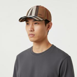 22SS 버버리 8056080  자수 로고 디테일 체크 코튼 야구 캡 모자