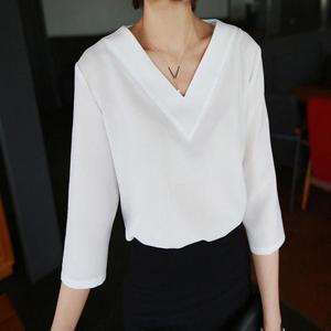 [짝꿍닷컴] 데일리 여름 브이넥 베이직 블라우스 LK-T001