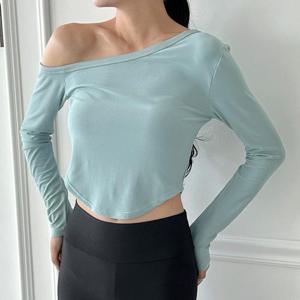 [잇백잇슈] 한쪽오프숄더긴팔티 프리티 국내제작 여성