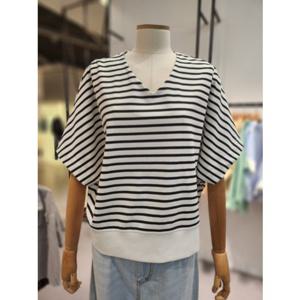 [코데즈컴바인] (CJC-TS003W7Z)브이넥 스트라이프 돌먼 티셔츠