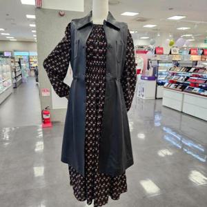 스테파니 HC07 양가죽 롱베스트 C24CJ4302