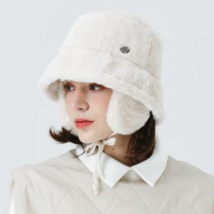 [몽버디] 귀도리 밍크터치 버킷햇 IVORY