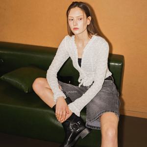 WOMAN 레이스 프릴 블라우스 [2COL] / WBE1L03506