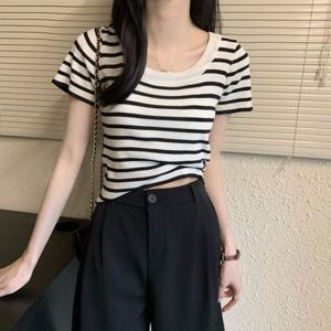 (BNCW-C3010) 스트라이프 슬림핏 반팔 니트 / 2color