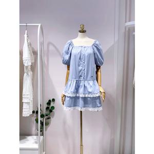 올리브데올리브 (OW5MO553) 핀스트라이프 레이스 배색 티어드 원피스