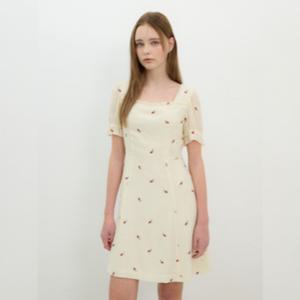 [올리브데올리브]슬림핏 플라워 프릴 미니 원피스 (OH5MO461)