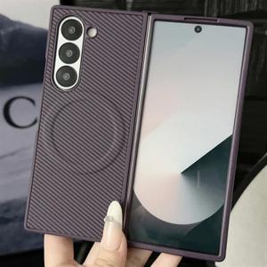 갤럭시Z폴드7 제트지 맥세이프 카본 패턴 가죽 심플 슬림 케이스