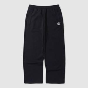 엄브로바지 LQC UP323CFP92-BLK 에센셜 루즈 스트레이트 팬츠 / BLACK