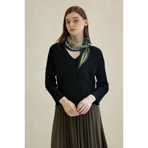 [요이츠]브이넥 와플 믹스 플리츠 자켓 블랙_YJ08WNPJK06