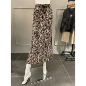 르니앤맥코이 허리밴딩 레오파드 롱 스커트 (MM11SK500HJY)