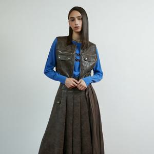 [에고이스트]페이크레더 크롭 베스트 ER3FV861