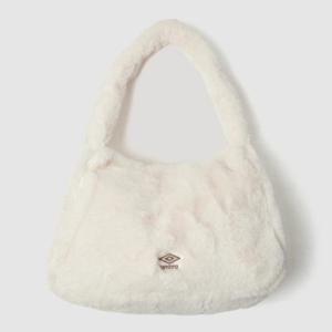 M 엄브로토트백 CQK UP422CBGO7-OBE 소프트 퍼 토트백 / OATMEAL BEIGE