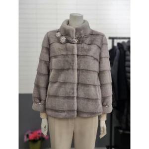 아날도바시니 세이브존02 진주하이넥퍼자켓 AY12FU01N