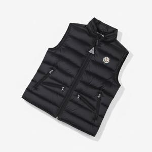 몽클레르  몽클레어 키즈 구이 GUI 다운 경량 패딩 조끼(블랙) 1A00052 597YF 999 12,14A (성인착용가능)
