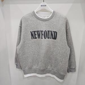 [에꼴리에]블러 나염 레이어드 맨투맨티(25D14030)_US