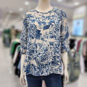 [조이너스]여성 정장 25신상 라운드 프린트 여름 블라우스JAFU4W