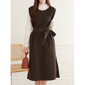 [모리스커밍홈]베이직 울 라운드 벨티드 원피스_M2512OP100D