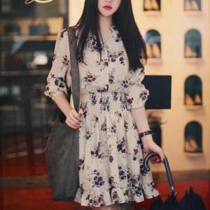 [시스터즈] 여성 무드 플라워 패턴 허리 셔링 원피스