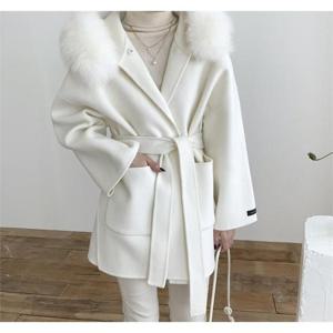 후드 리얼 폭스 오버숄 핸드메이드 벨티드 하프 코트