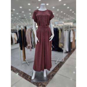 [더아이잗]백 스트랩 블라우스 팬츠 셋업 IN7A0BL21SL21571_DJ